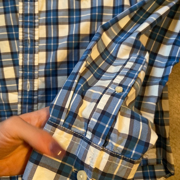 Abercrombie button up, plaid size medium - Picture 2 of 4